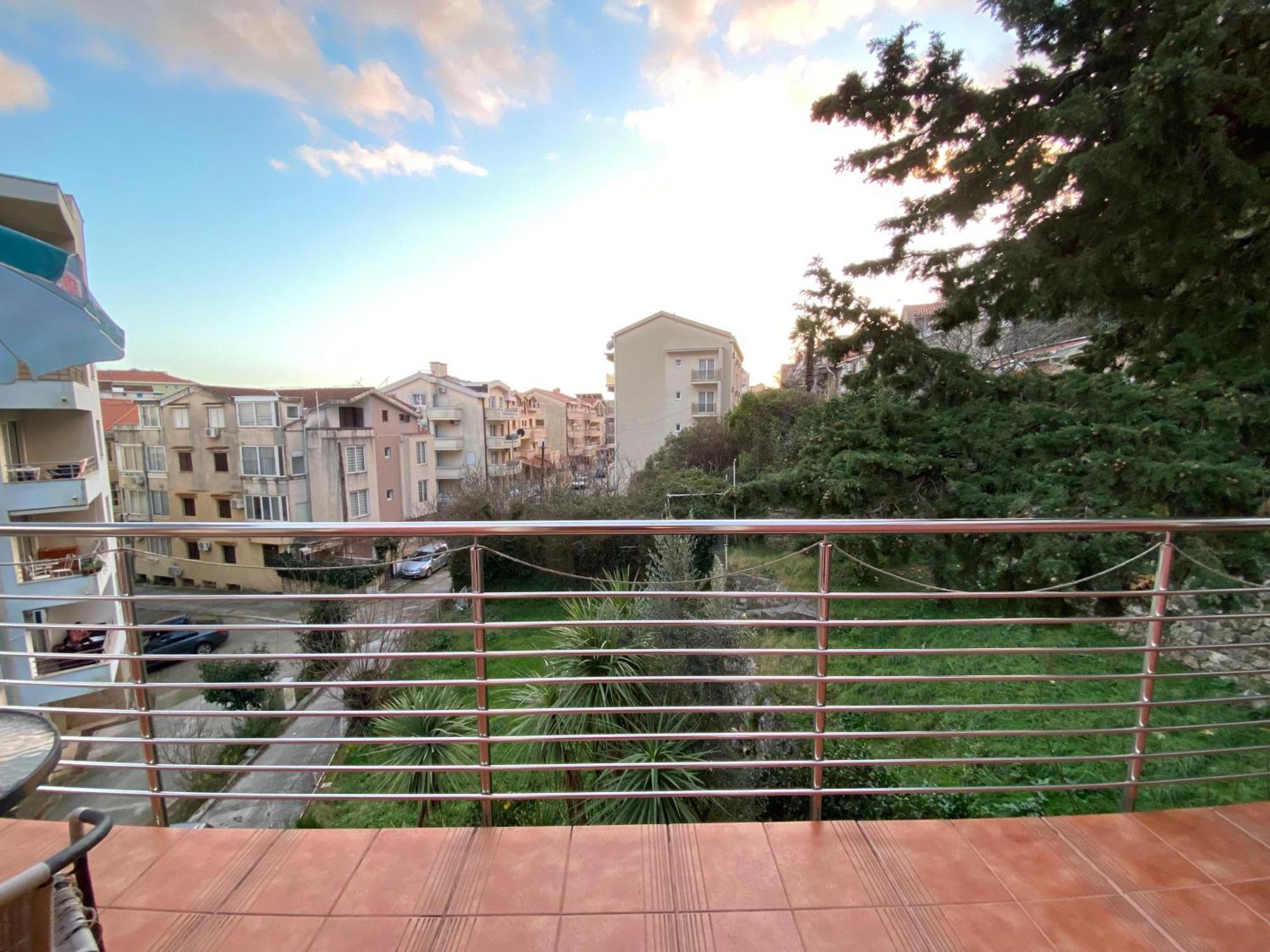 Markovic Aparthotel - Budva Becici Hotel Εξωτερικό φωτογραφία